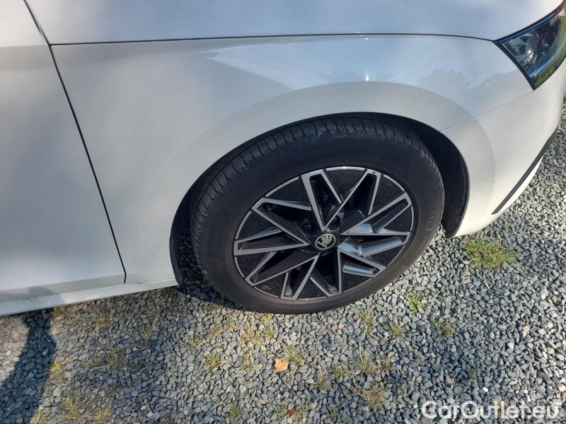  Skoda  Octavia  Combi (NX3)(2020) Oct.Combi 1.5TSI 110 Style #15
