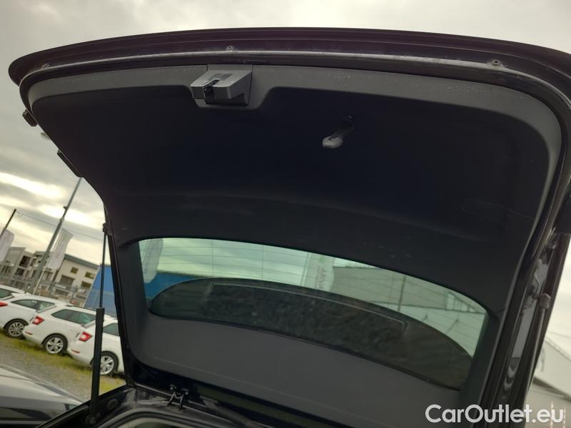 Skoda  Octavia  Combi (NX3)(2020) Oct.Combi 1.5TSI 110 Style #8