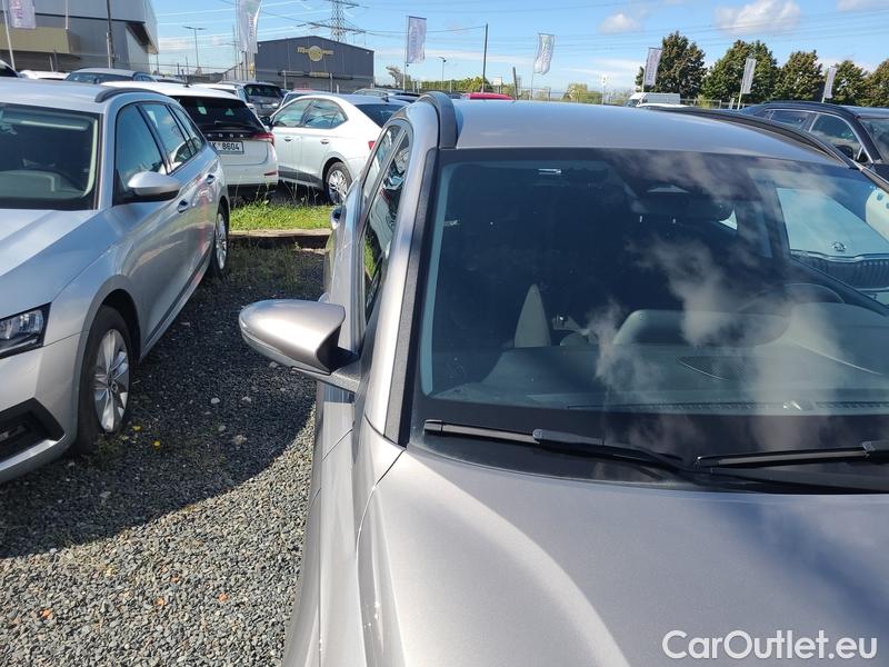  Hyundai  Bayon   (2021)  1.2i Comfort Club 5d #2