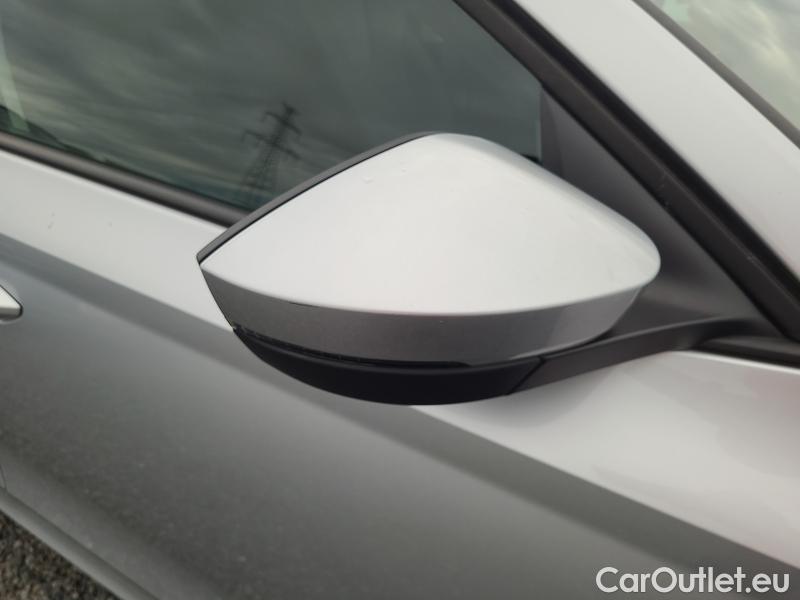  Skoda  Octavia  Lim. (NX3)(2020)  2.0TDI 85 Ambition 5d #14