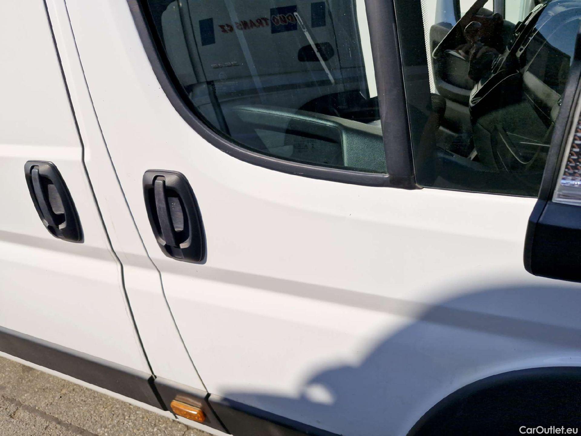  Citroen  Jumper  (->2014) Jump.2.2BHDi 4-35 L4H3+ 140 4d #10