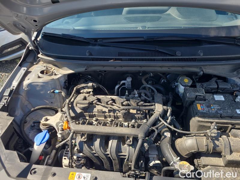 Hyundai  Bayon   (2021)  1.2i Comfort Club 5d #4
