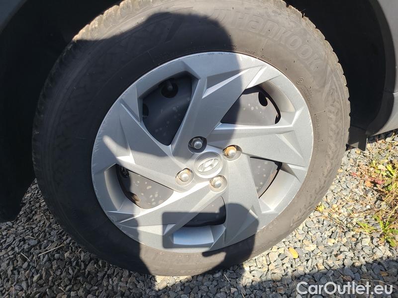 Hyundai  Bayon   (2021)  1.2i Comfort Club 5d #27