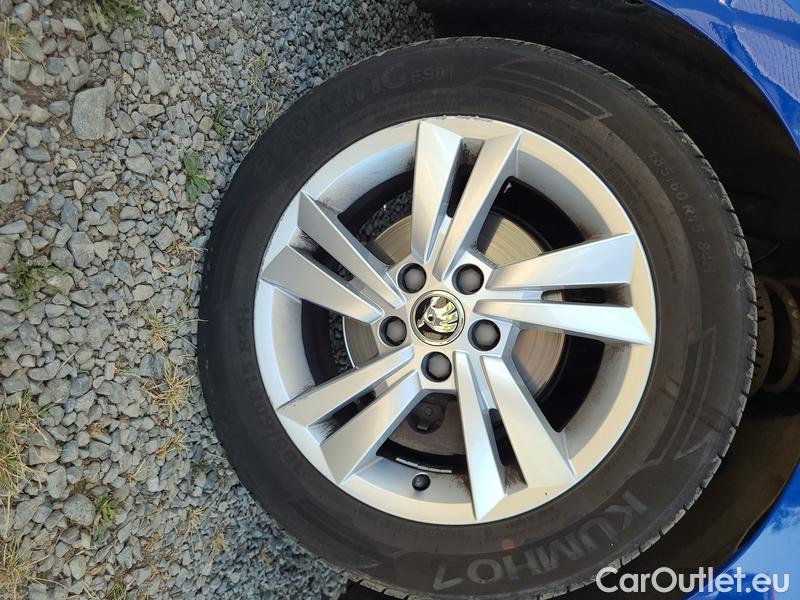  Skoda  Fabia  Combi (2015)  Com.1.0TSI 70 Ambition #26