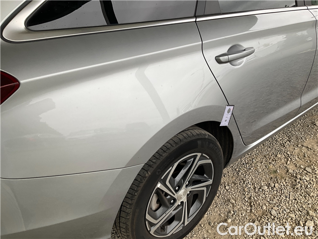  Hyundai  i30  kom.1.5T-GDI Family Smart #16