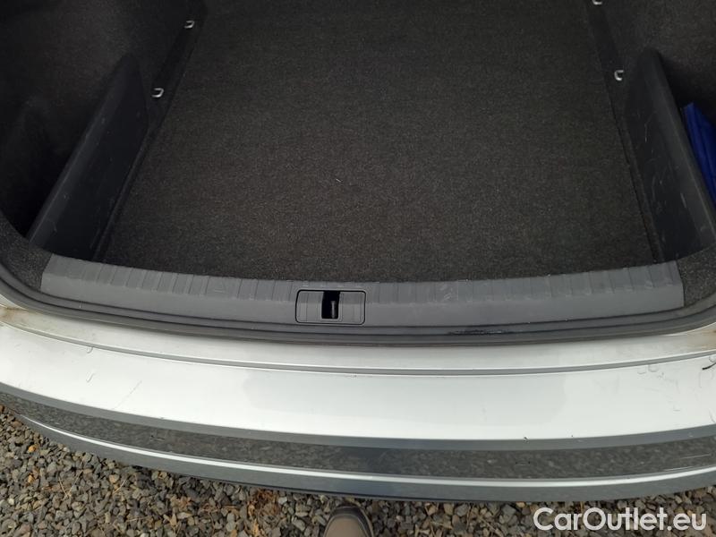  Skoda  Octavia  Lim. (NX3)(2020)  2.0TDI 85 Ambition 5d #12
