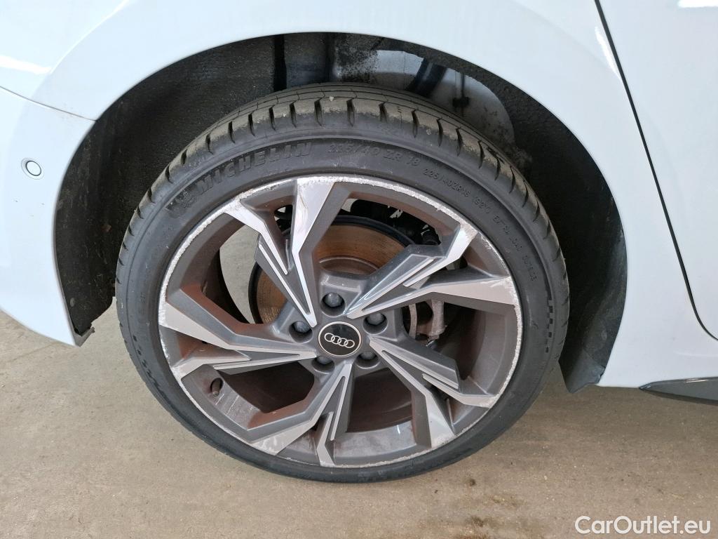  Audi  A3  Sportback 40 TFSI e S line 1.4 TFSI 205CV BVA6 E6d #38