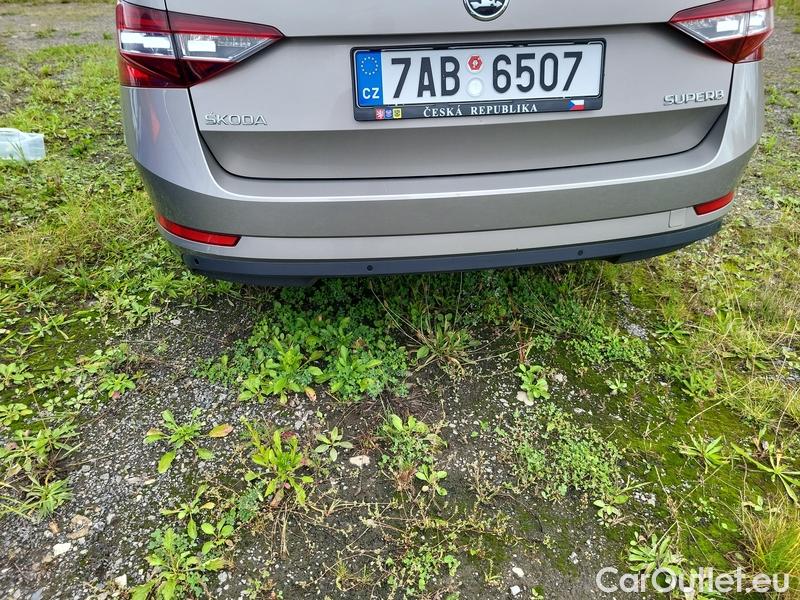  Skoda  Superb  (3V3)(2015) -Škoda Sup.Com.2.0TDI 110 Style AT #9