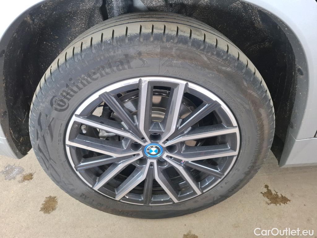  Bmw  X1 BMW  / 2022 / 5P / SUV xDrive25e M Sport DKG7 #9