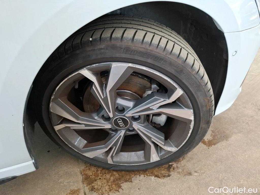  Audi  A3  Sportback 40 TFSI e S line 1.4 TFSI 205CV BVA6 E6d #42
