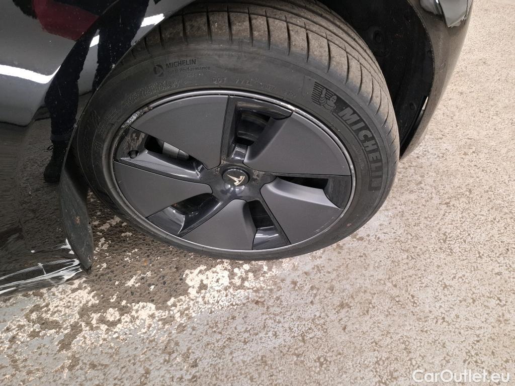  Tesla  Model 3 TESLA   2018  4P  Berline Propulsion #11