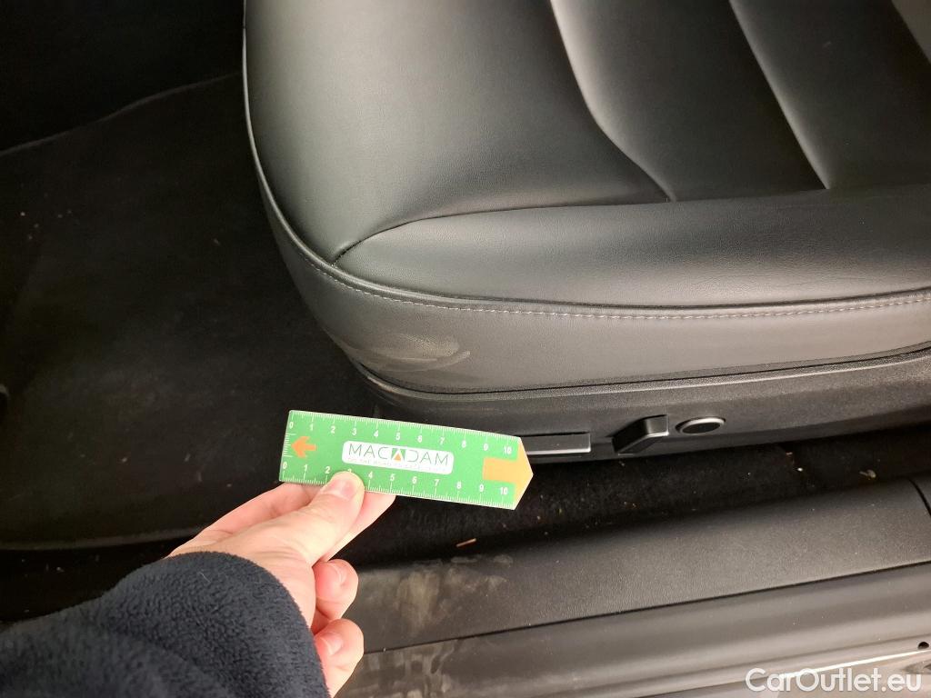  Tesla  Model 3 TESLA   2018  4P  Berline Propulsion #35