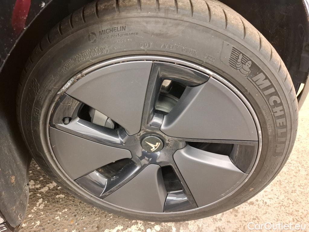  Tesla  Model 3 TESLA   2018  4P  Berline Propulsion #16