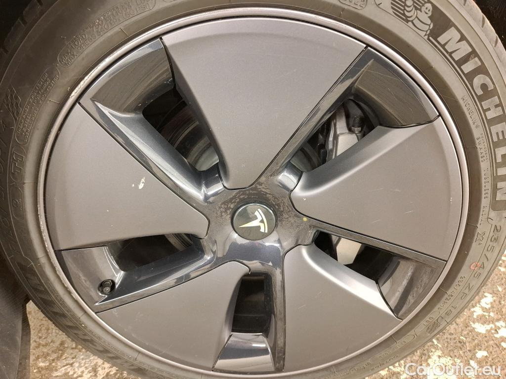  Tesla  Model 3 TESLA   2018  4P  Berline Propulsion #19