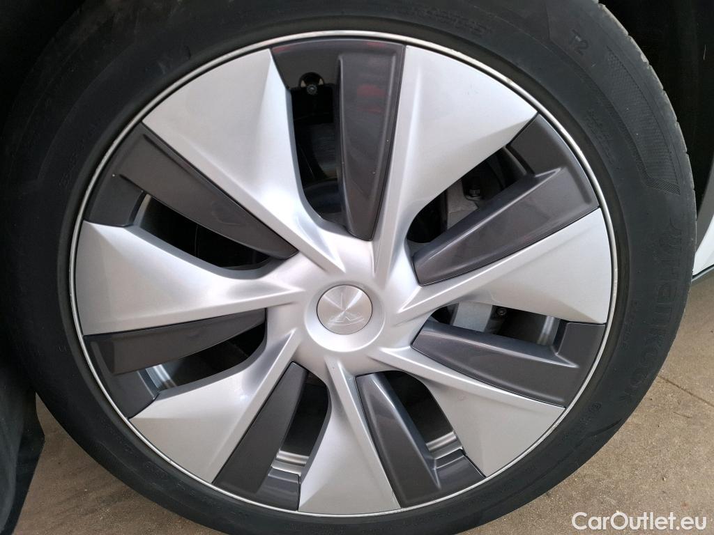  Tesla  Model Y TESLA  / 2020 / 5P / SUV Grand Autonomie Dual Motor AWD #8