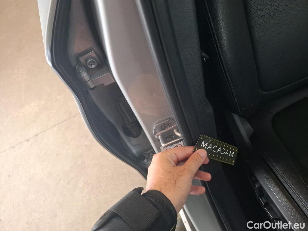  Bmw  X1 Série  sDrive 18 i xLine 1.5 135CV BVA7 E6d #17
