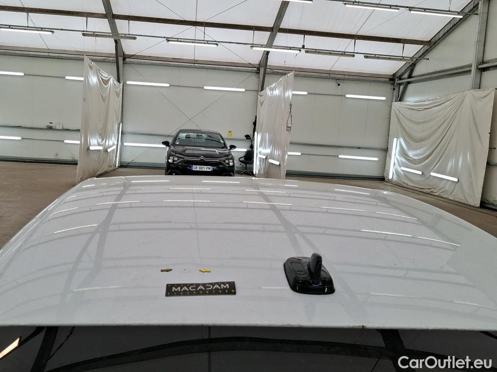  Audi  A3  Berline 30 TFSI Business Line 1.0 TFSI 110CV BVA7 E6d #1