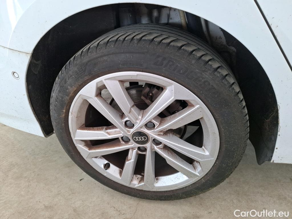  Audi  A3  Berline 30 TFSI Business Line 1.0 TFSI 110CV BVA7 E6d #19