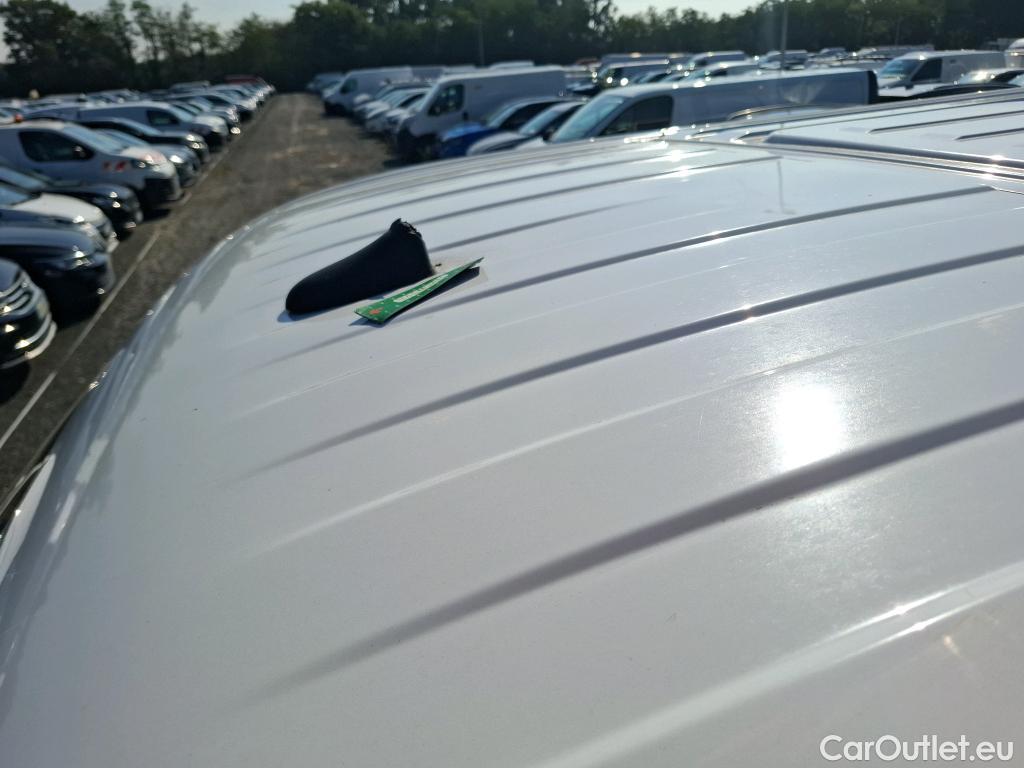  Fiat  Ducato FIAT   2014  4P  Fourgon tôlé H3 Power 120 3 0 C H1 Pack #26