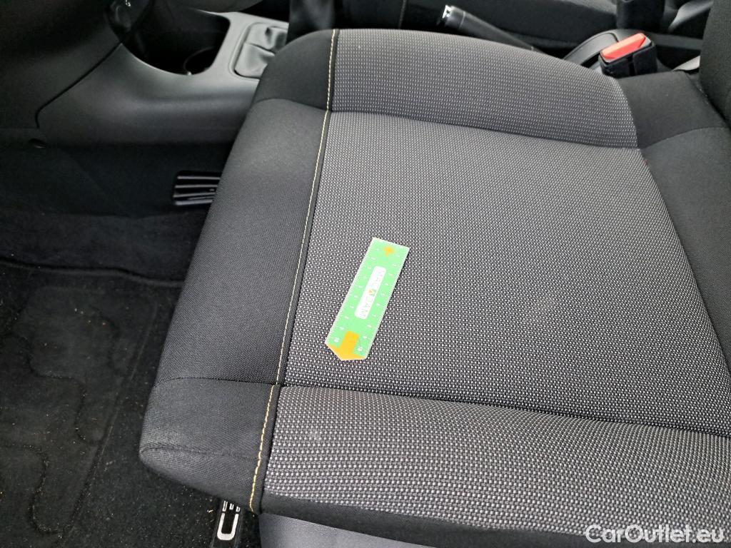  Citroen  C3 CITROEN  / 2016 / 5P / Berline &PureTech 82 BVM Feel Business #3