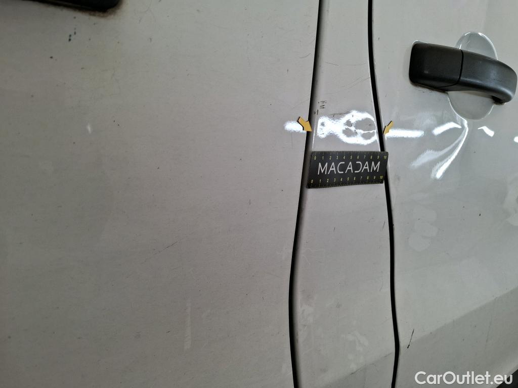  Renault  Trafic  Fourgon L2H1 1300 Confort 1.6 dCi 120CV BVM6 E6dT #13