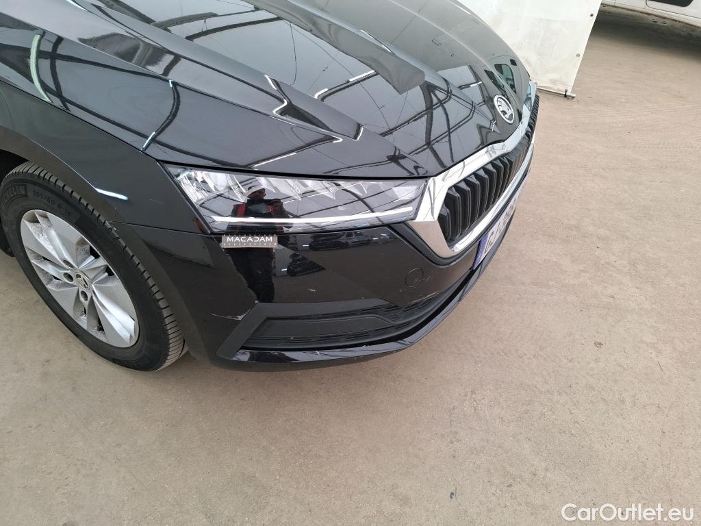  Skoda  Octavia  Break Business 2.0 TDI 150CV BVA7 E6d #25