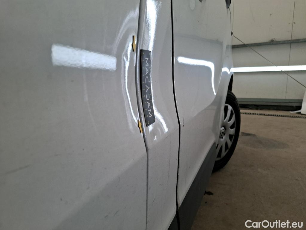  Renault  Trafic  Fourgon L2H1 1300 Confort 1.6 dCi 120CV BVM6 E6dT #15