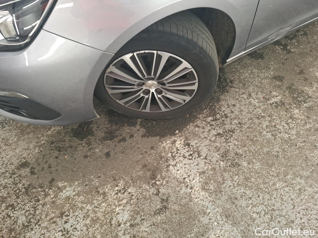  Peugeot  308  Allure Business 1.5 HDi 130CV BVA8 E6d #22