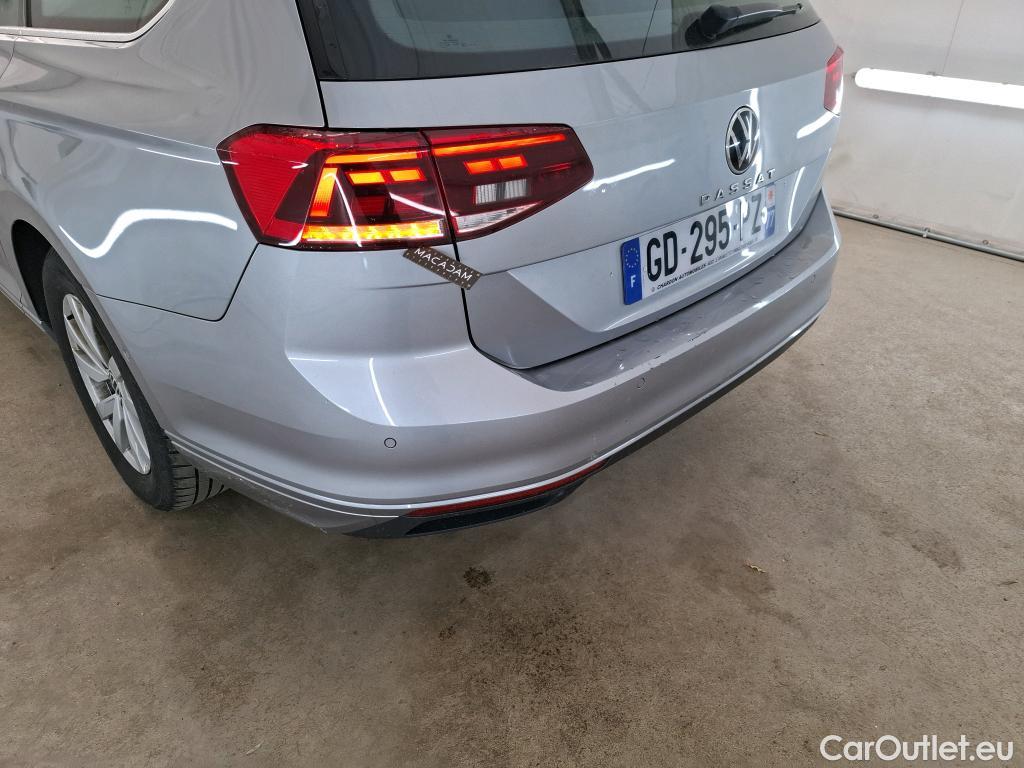 Volkswagen  Passat VOLKSWAGEN  SW / 2019 / 5P / Break 2.0 TDI 150 SCR DSG7 SW BUSINESS #3