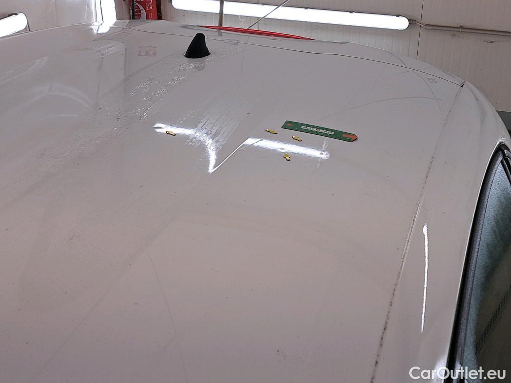  Peugeot  208  Active 1.6 HDi 75CV BVM5 E6 #16