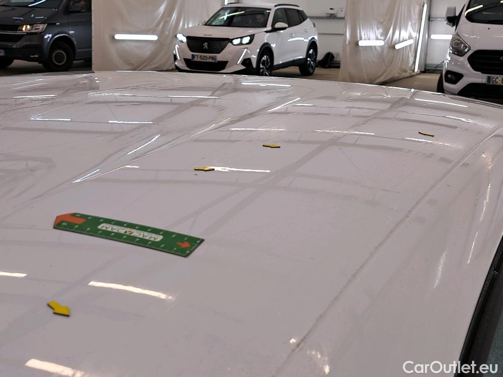  Peugeot  208  Active 1.6 HDi 75CV BVM5 E6 #21