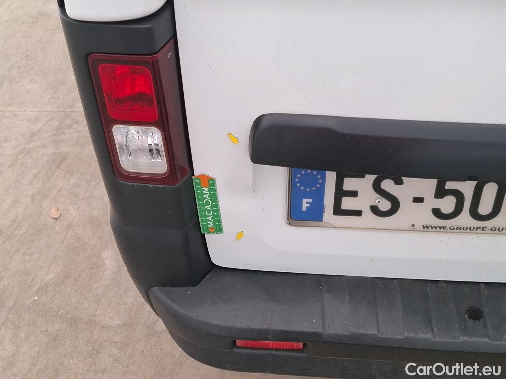  Renault  Trafic RENAULT  VU 4p Fourgon FG GCFL1H1 1000 dCi95 Stop&Start E6 #14
