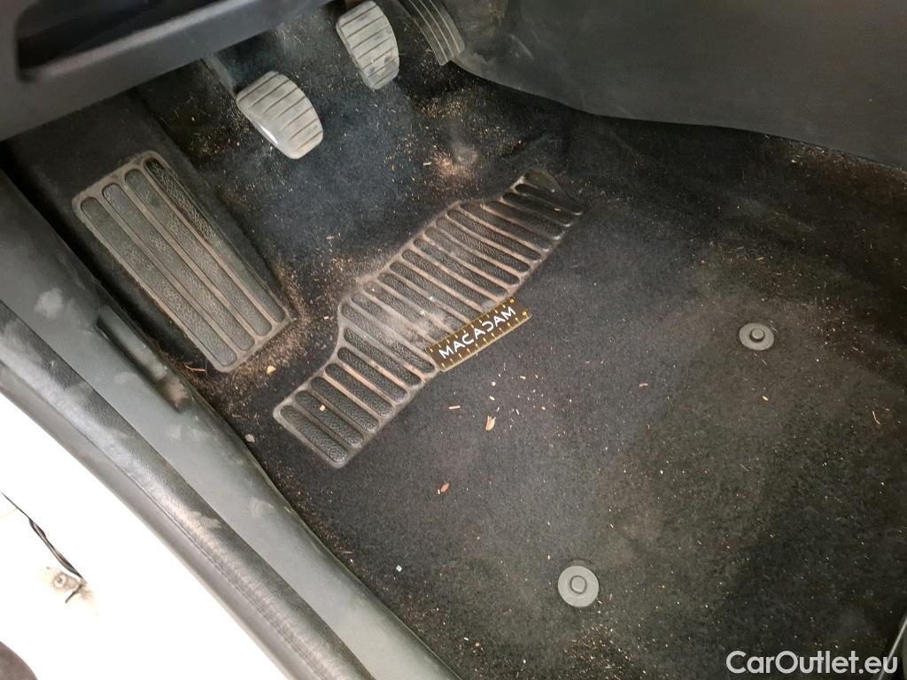  Renault  Clio RENAULT  Société / 2016 / 5P / Berline &Air MédiaNav Energy dCi 75 #15