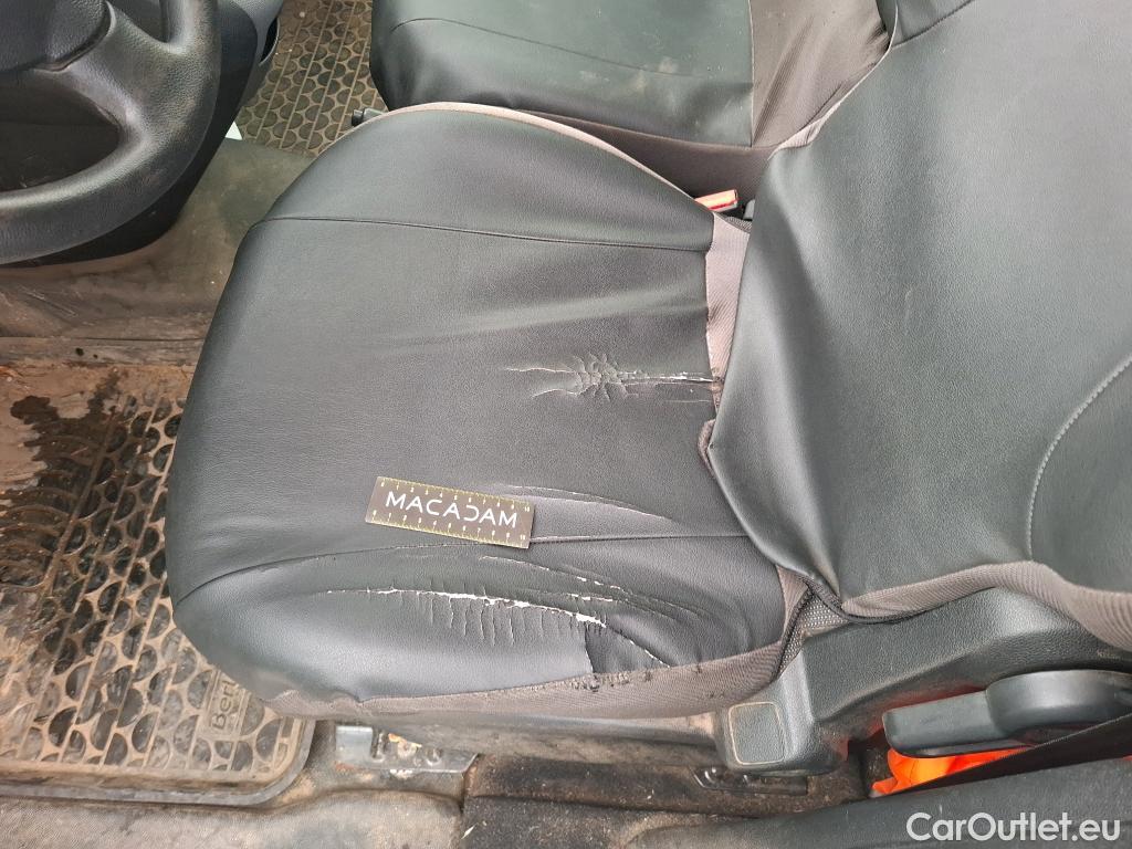  Citroen  Berlingo CITROEN  VU 3p Fourgonnette BlueHDi 100 BVM Club M #23