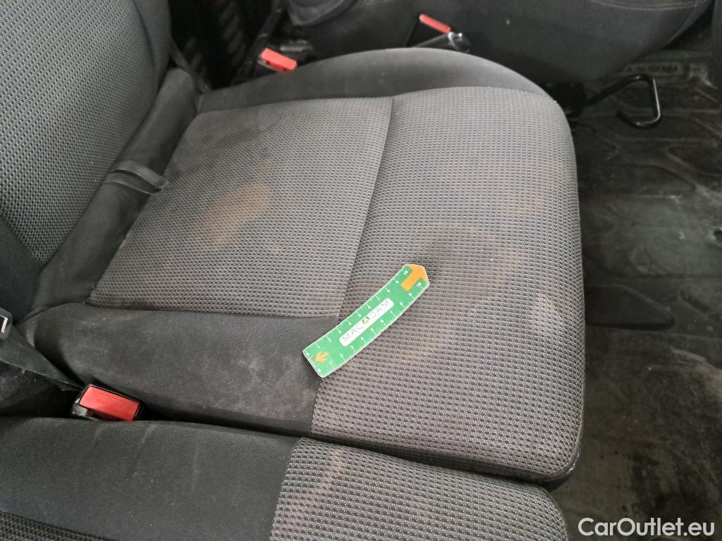  Renault  Master  Fourgon L2H2 3 3 Grand Confort dCi 135CV BVM6 E6dT #43