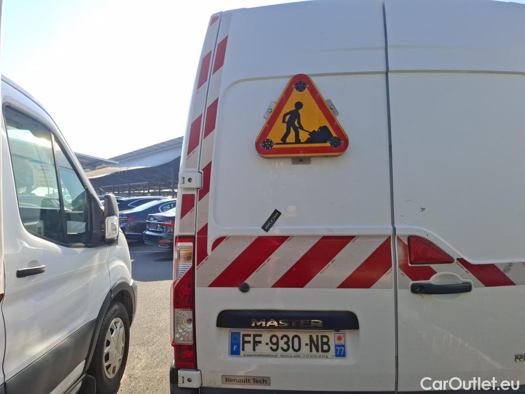  Renault  Master RENAULT  VU 4p Fourgon CA GCf Trac F3500 L3H2 dCi 110 Euro6 #46