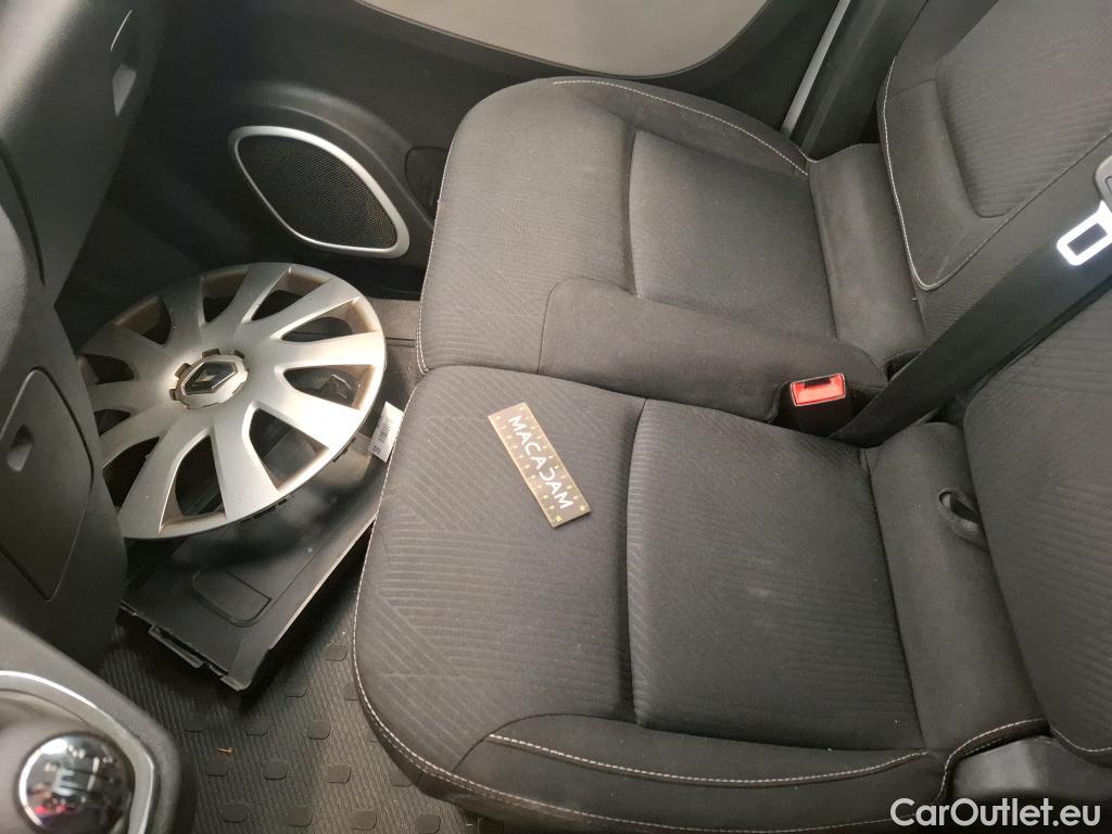  Renault  Trafic  III Fourgon L2H1 1200 Confort 1.6 dCi 120CV BVM6 E6 #44