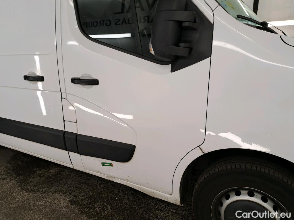  Renault  Master  Fourgon L2H2 3 3 Grand Confort dCi 135CV BVM6 E6dT #4