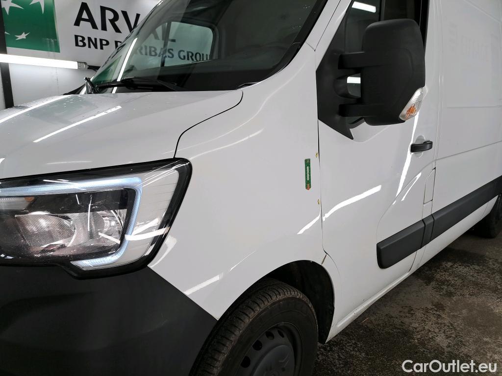  Renault  Master  Fourgon L2H2 3 3 Grand Confort dCi 135CV BVM6 E6dT #17