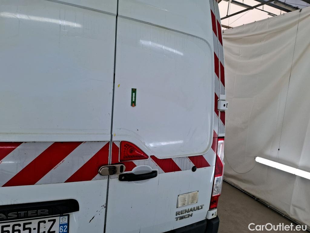  Renault  Master  III Fourgon L2H2 3 5 Grand Confort dCi 130CV BVM6 7 Sieges E6 #18