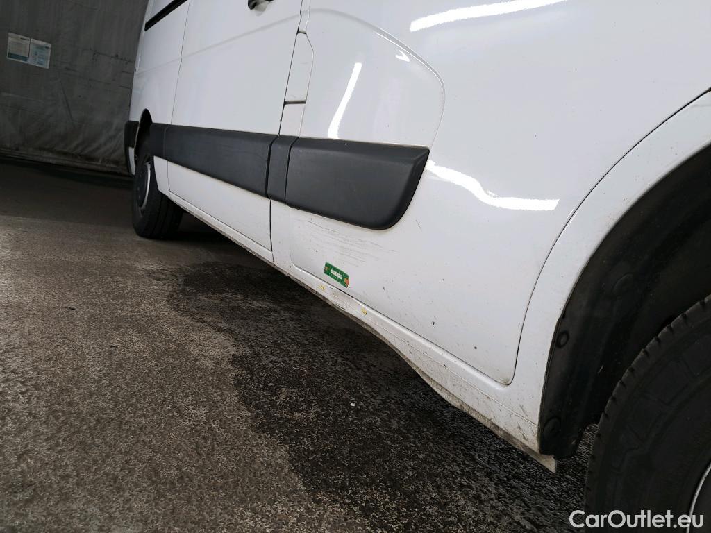  Renault  Master  Fourgon L2H2 3 3 Grand Confort dCi 135CV BVM6 E6dT #22