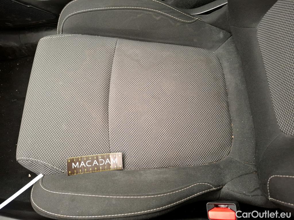  Renault  Megane  IV Berline 5pt. Société Air Nav 1.5 dCi 110CV BVM6 E6 #6
