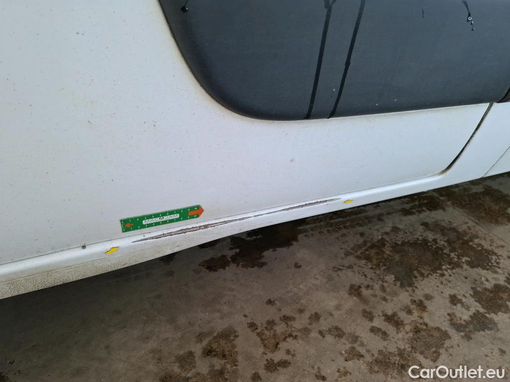  Renault  Master  III Fourgon L2H2 3 5 Grand Confort dCi 130CV BVM6 7 Sieges E6 #30