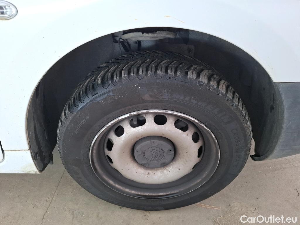  Citroen  Berlingo CITROEN  VU 3p Fourgonnette BlueHDi 100 BVM Club M #25