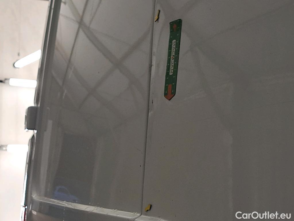  Renault  Master  Fourgon L2H2 3 3 Grand Confort dCi 135CV BVM6 E6dT #8