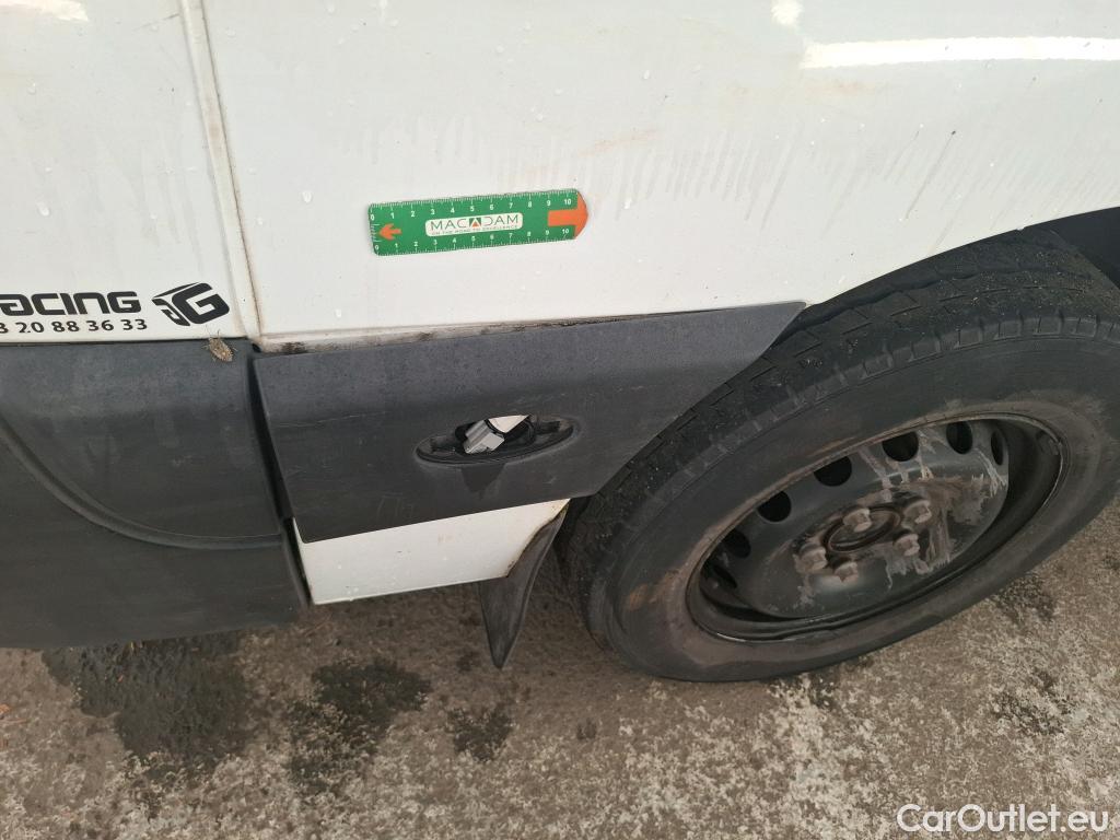  Nissan  NV400 NISSAN  VU 4p Fourgon L3H2 2.3 DCI TT 165 S/S 3500 Business #90