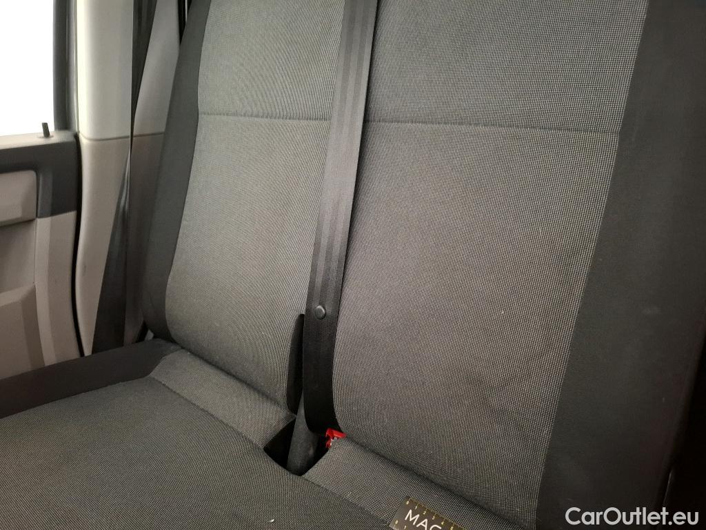  Volkswagen  Transporter T6  Fourgon 2.0 TDI 150CV BVM6 E6 #55