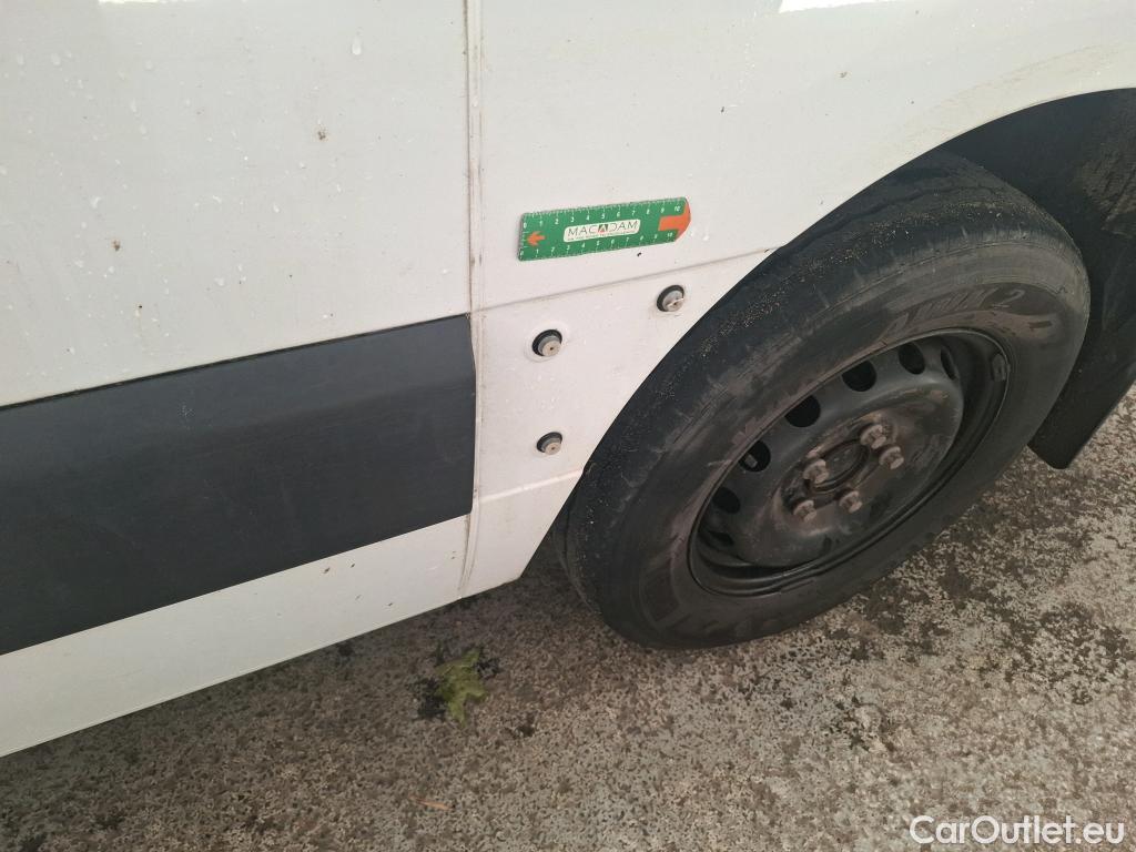  Nissan  NV400 NISSAN  VU 4p Fourgon L3H2 2.3 DCI TT 165 S/S 3500 Business #80