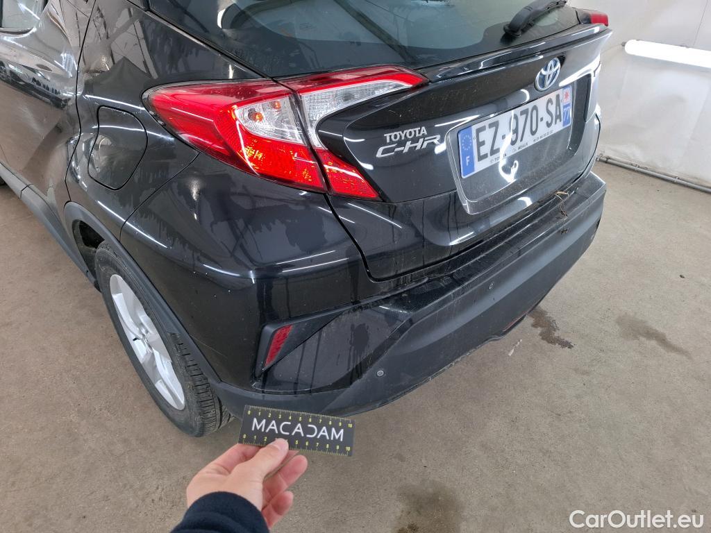  Toyota  C-HR TOYOTA C HR 5p Berline 1 8 HYBRIDE 122 DYNAMIC #13