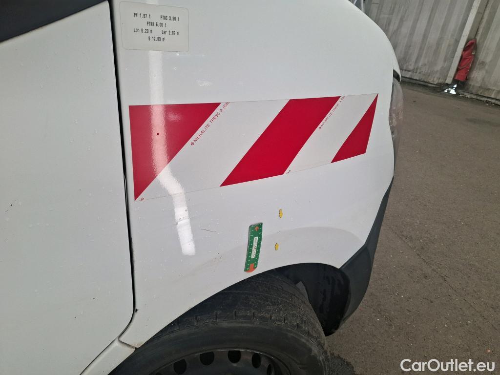  Nissan  NV400 NISSAN  VU 4p Fourgon L3H2 2.3 DCI TT 165 S/S 3500 Business #58